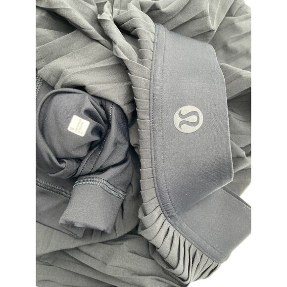 Lululemon High Rise Black Varsity Tennis Skirt Size 6 - Picture 3 of 3